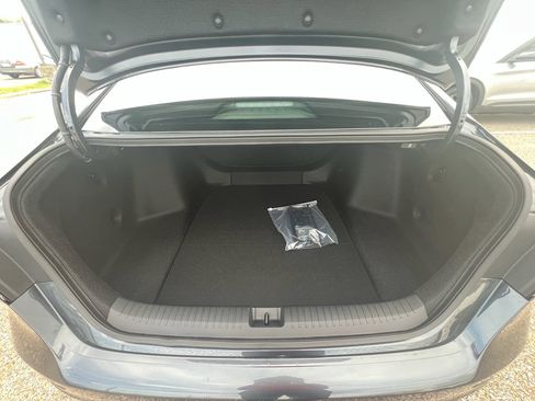 New 2026 Honda Accord LX image 30