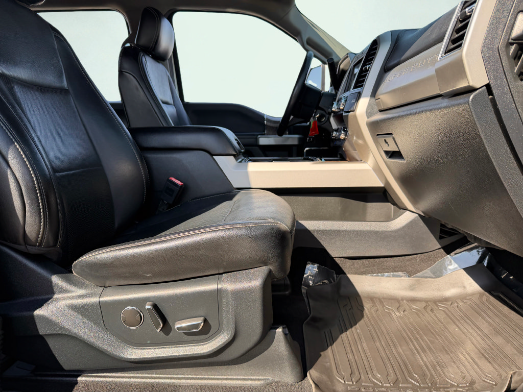 Used 2019 Ford F250 Lariat w/ Lariat Value Package AWD/4WD image 40