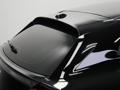 Used 2017 Ferrari GTC4Lusso image 45