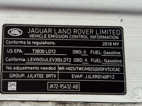 Used 2018 Land Rover Range Rover Evoque SE AWD/4WD image 36