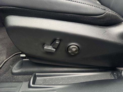 New 2026 Chrysler Pacifica Select image 20