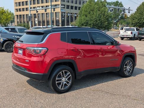 Used 2018 Jeep Compass Latitude w/ Popular Equipment Group AWD/4WD image 5