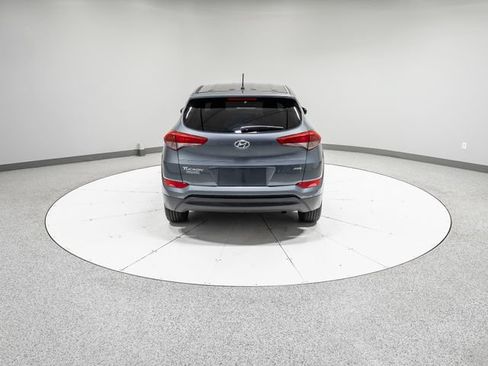 Used 2018 Hyundai Tucson SE AWD/4WD image 29