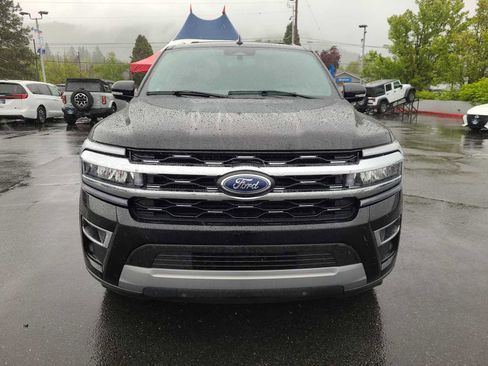 Used 2024 Ford Expedition Max Limited AWD/4WD image 14