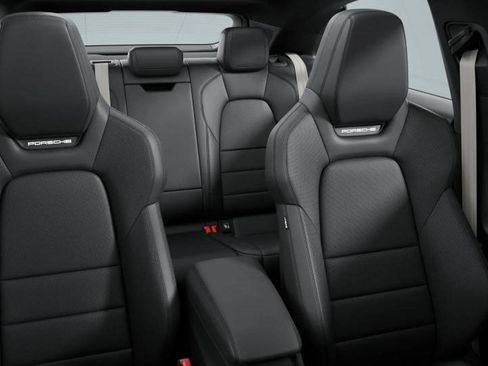 New 2025 Porsche Macan Electric image 10