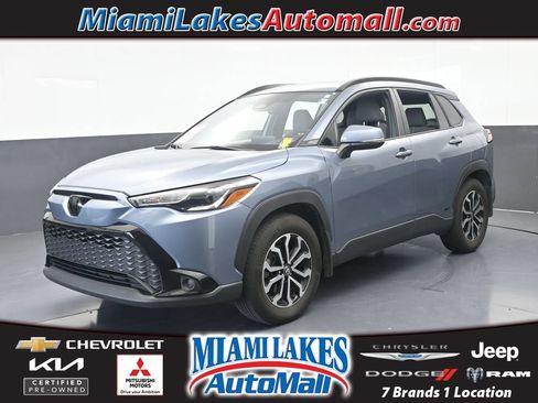 Used 2024 Toyota Corolla Cross AWD Hybrid image 1