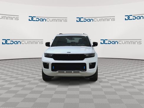 New 2025 Jeep Grand Cherokee Limited 4xe image 3