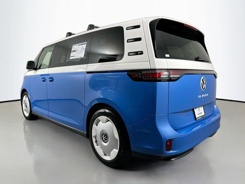 New 2025 Volkswagen ID. Buzz 1st Edition image 6