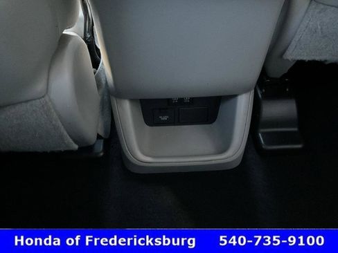 Used 2019 Toyota Highlander Limited Platinum image 45