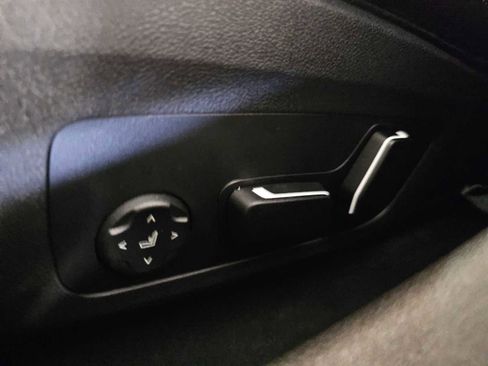 Used 2025 BMW i4 xDrive40i w/ Parking Assistance Package image 28