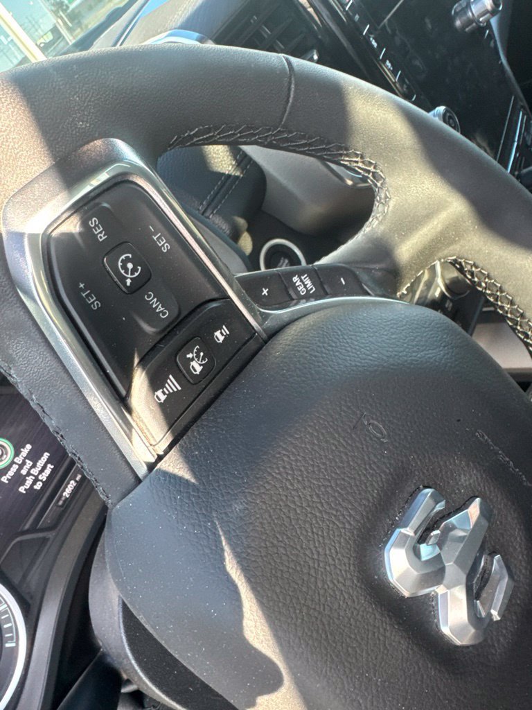 Used 2025 RAM 1500 Laramie w/ Sport Appearance Package AWD/4WD image 13