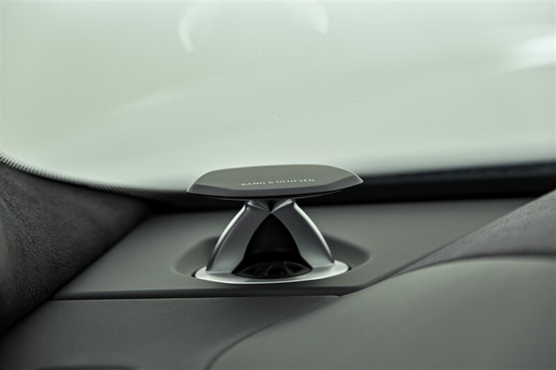 Used 2024 Lamborghini Urus S AWD/4WD image 37