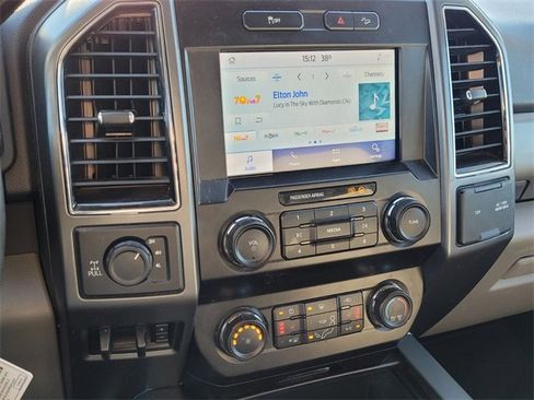 Used 2022 Ford F250 XLT w/ XLT Premium Package image 17