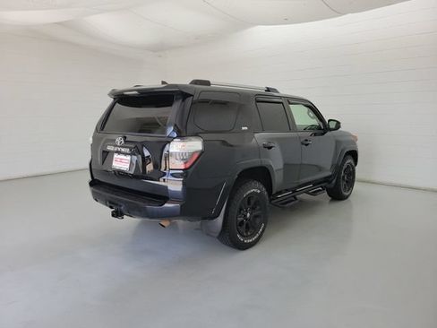 Used 2019 Toyota 4Runner SR5 RWD image 5
