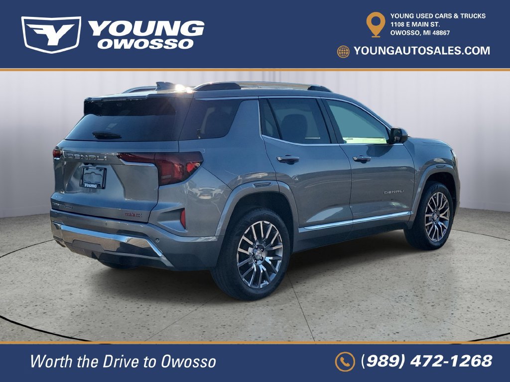 Used 2026 GMC Terrain Denali AWD/4WD image 3