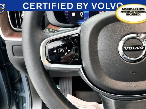 Used 2023 Volvo XC60 B5 Plus w/ Climate Package image 26