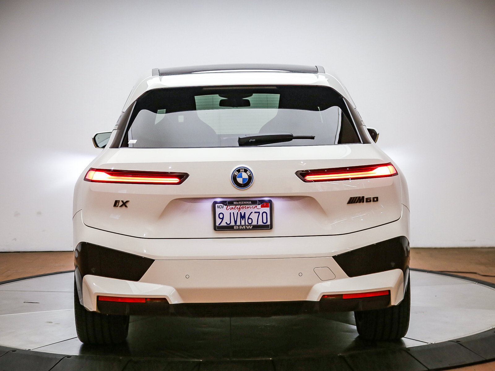 Used 2023 BMW iX M60 w/ Executive Package AWD/4WD image 6