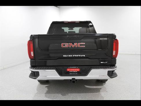 Used 2025 GMC Sierra 1500 SLT image 21