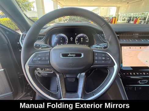 New 2026 Jeep Grand Cherokee Limited w/ Luxury Tech Group II RWD image 22