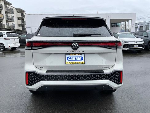 New 2026 Volkswagen Tiguan SE R-Line image 7