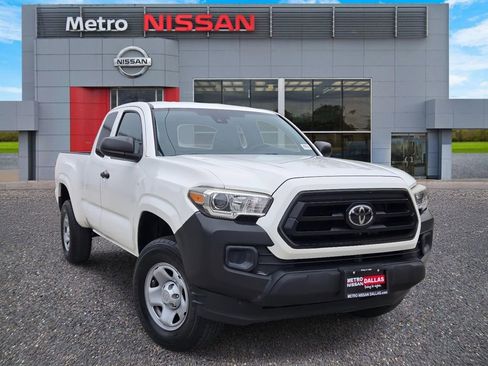 Used 2021 Toyota Tacoma SR image 1