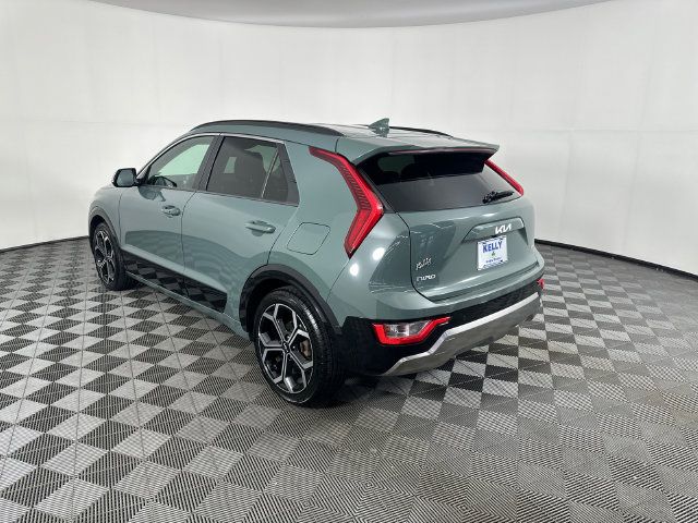 Used 2023 Kia Niro EX Touring FWD image 3