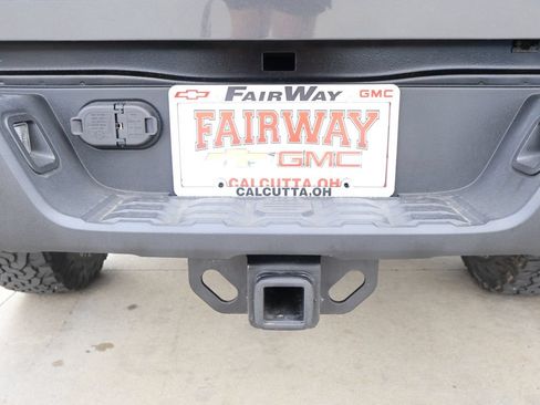 Used 2021 Toyota Tacoma TRD Off-Road w/ Technology Package AWD/4WD image 29