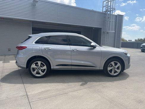 New 2025 Audi Q5 Premium AWD/4WD image 4
