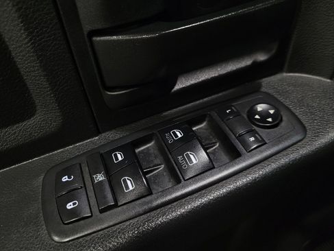Used 2017 RAM 1500 Express AWD/4WD image 27