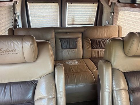 Used 1999 Ford E-250 and Econoline 250 image 13