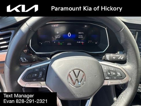Used 2023 Volkswagen Jetta SE FWD image 29