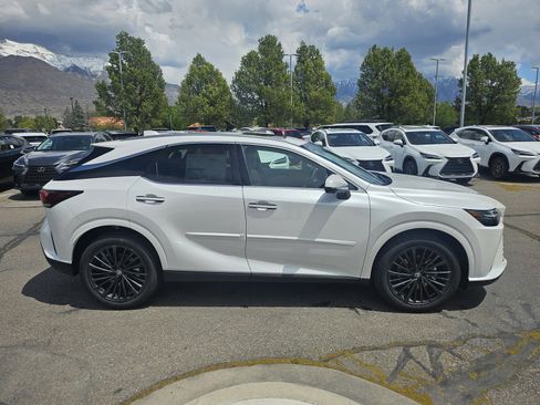 New 2026 Lexus RX 350h AWD/4WD image 4