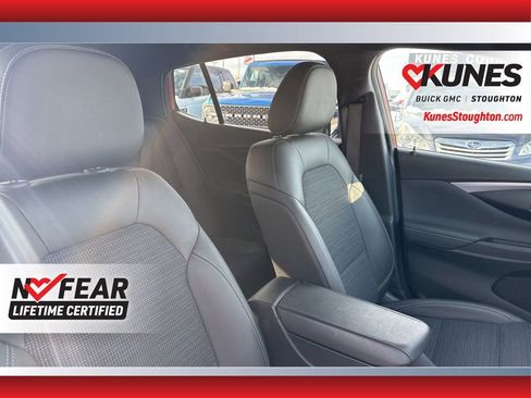 Used 2024 Buick Envista Preferred w/ Advanced Safety Package image 48