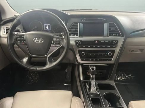 Used 2017 Hyundai Sonata Sport w/ Value Edition Package 02 FWD image 10