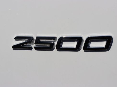 Used 2025 Mercedes-Benz Sprinter 2500 image 58
