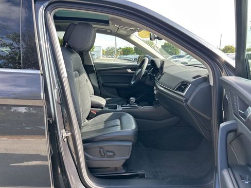 Used 2023 Audi Q5 2.0T Premium w/ Convenience Package image 40