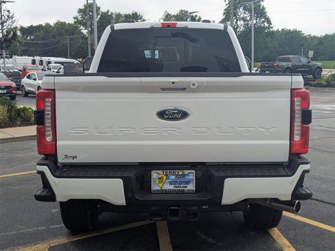 Used 2024 Ford F250 Lariat w/ Sport Appearance Package image 4