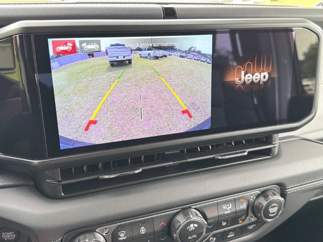 New 2026 Jeep Wrangler Unlimited Sahara w/ Safety Group AWD/4WD image 35