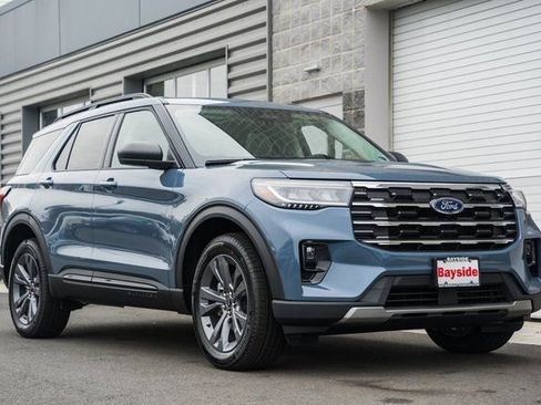 New 2026 Ford Explorer Active w/ Active Comfort Package AWD/4WD image 2