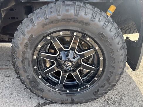 Used 2017 Ford F150 XLT w/ Equipment Group 301A Mid image 6