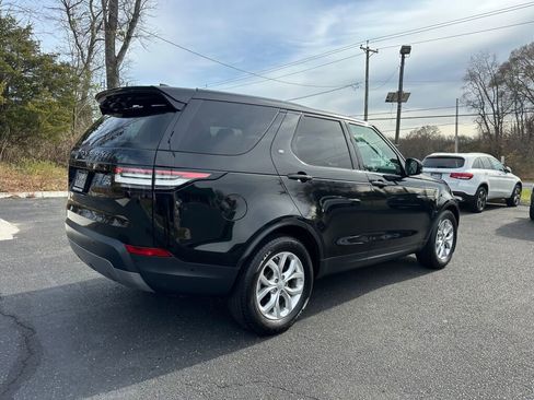 Used 2020 Land Rover Discovery SE image 7