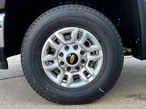 New 2025 Chevrolet Silverado 2500 W/T w/ WT Convenience Package AWD/4WD image 11