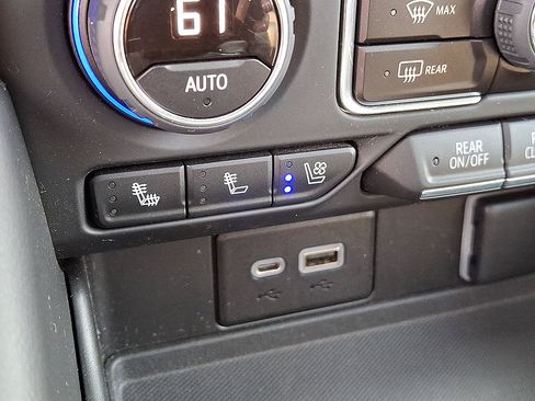 Certified 2023 Chevrolet Tahoe Premier AWD/4WD image 19