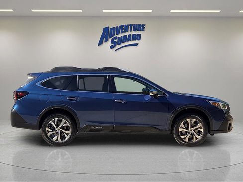 Used 2022 Subaru Outback Touring AWD/4WD image 7