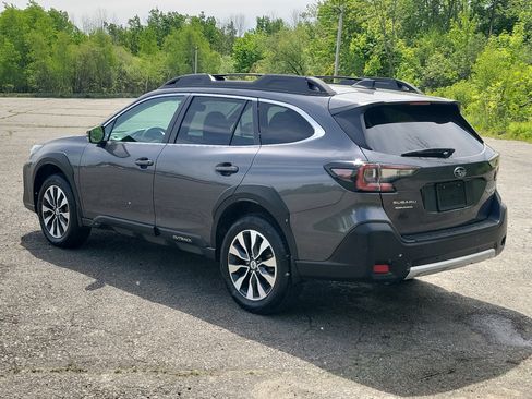Used 2025 Subaru Outback Limited XT AWD/4WD image 7