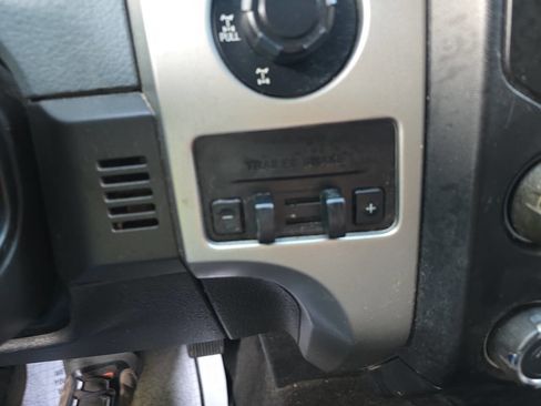 Used 2014 Ford F150 XLT w/ Equipment Group 302A Luxury image 19