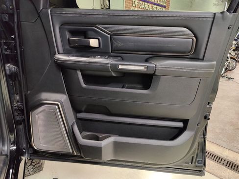 Used 2021 RAM 3500 Limited image 12