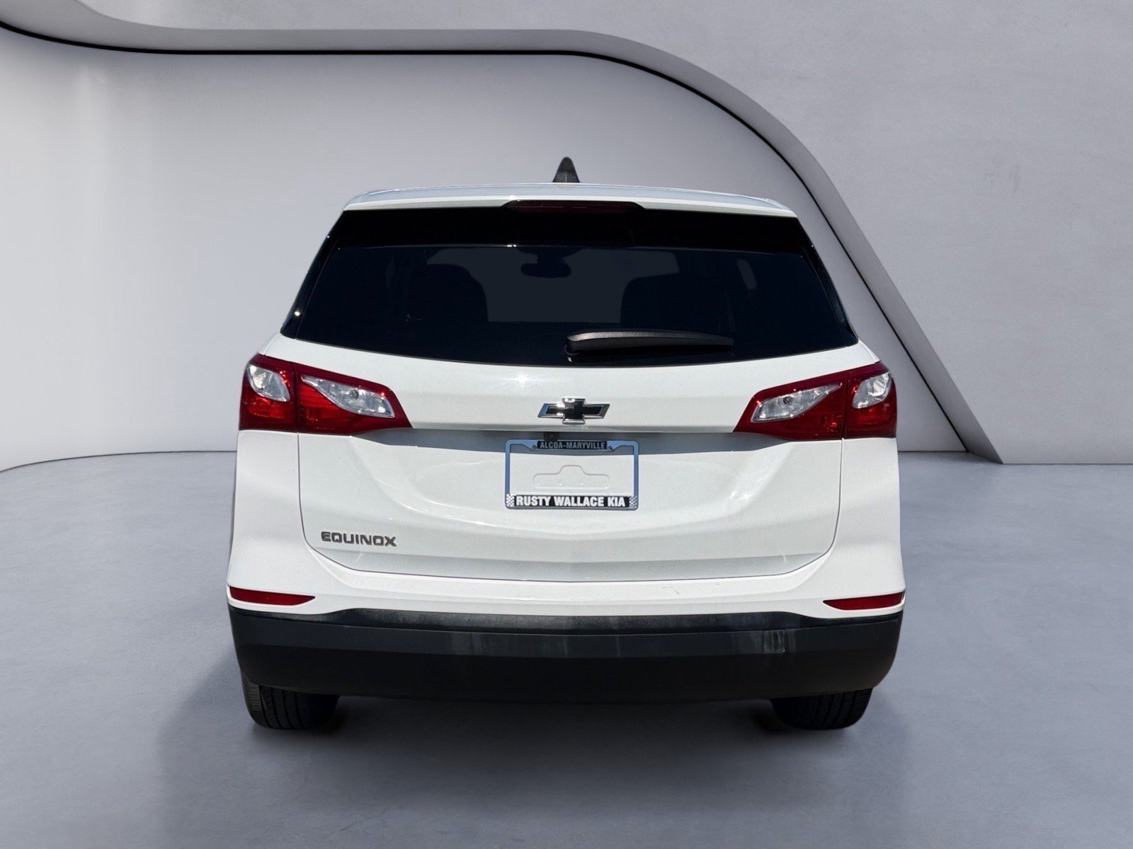 Used 2021 Chevrolet Equinox LS w/ LS Convenience Package FWD image 4