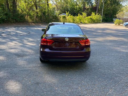 Used 2013 Volkswagen Passat 2.5 SE FWD image 6