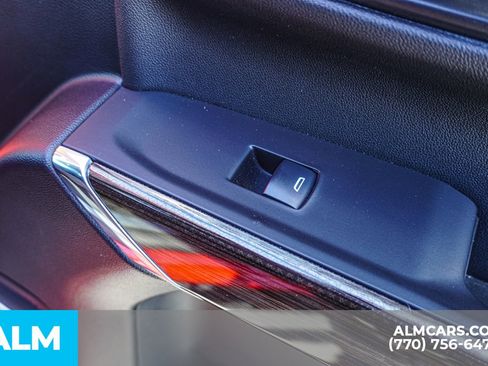 Used 2021 Chevrolet Silverado 1500 LT Trail Boss w/ Convenience Package II image 48